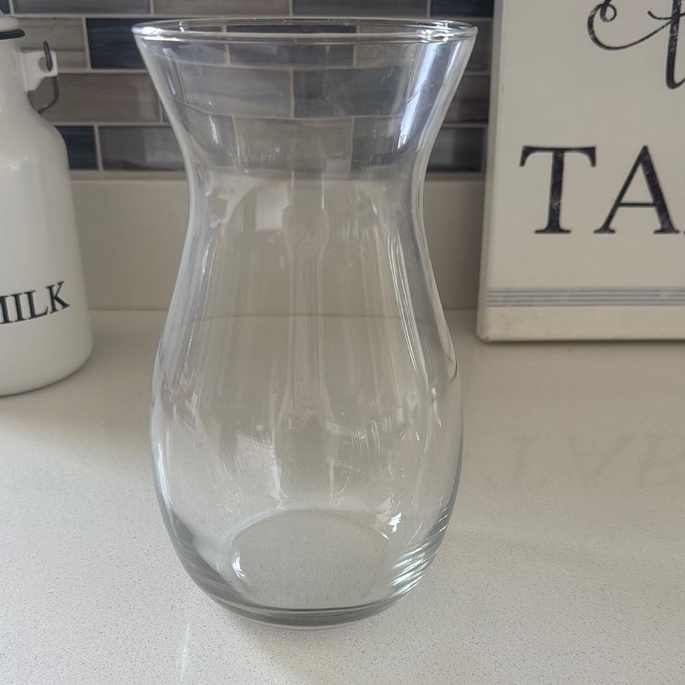 Elegant Clear Glass Vase